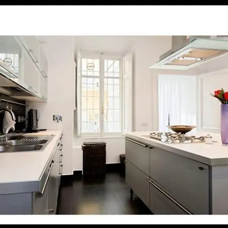 Luxury House 5stars * Roma