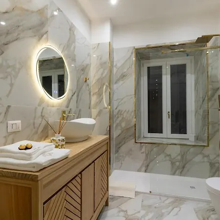 Luxury House 5stars Appartamento *